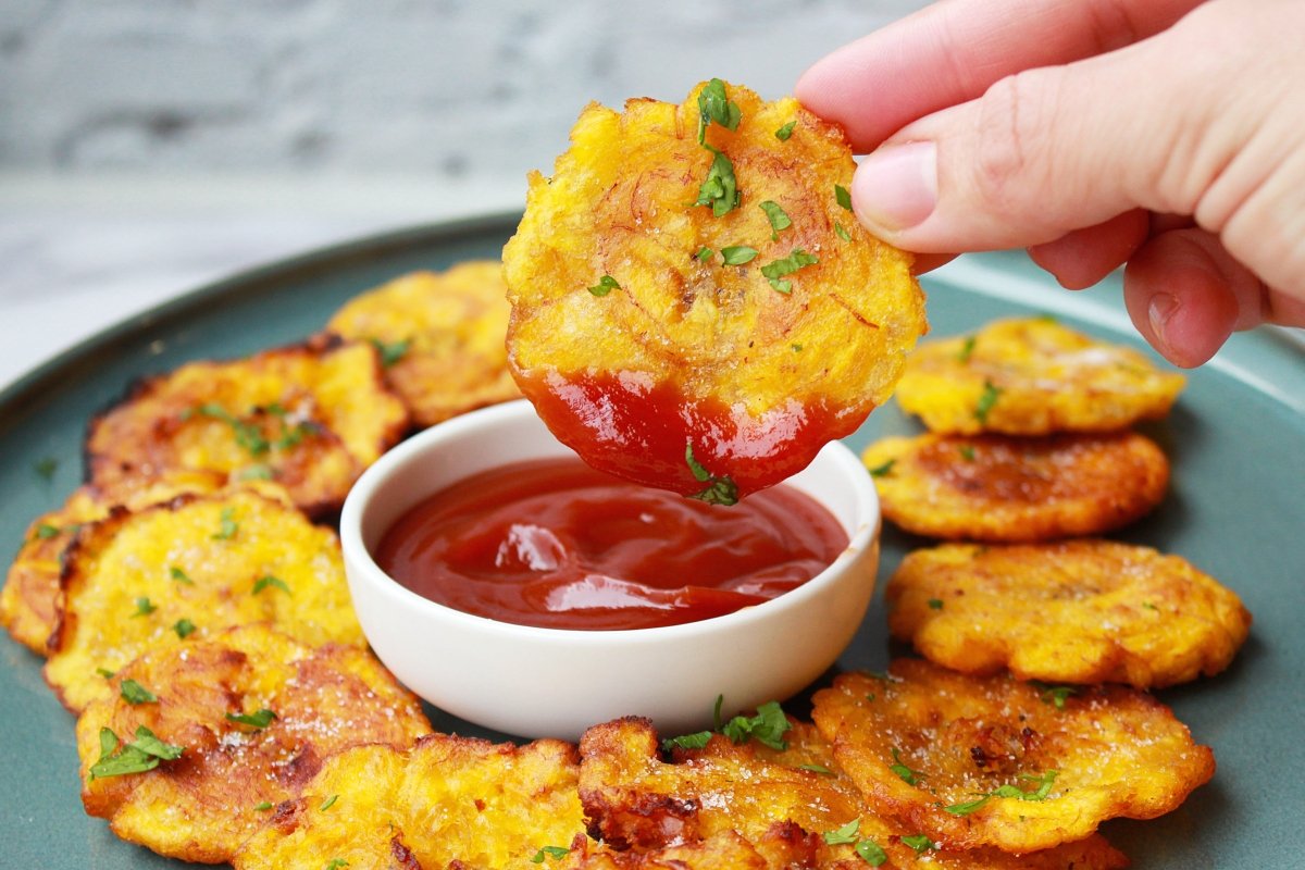 Tostados de Plátano con Guiso